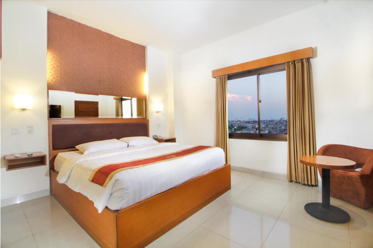 Hotel Bisanta Bidakara Tunjungan Surabaya Dış mekan fotoğraf